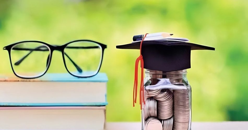 آغاز ثبت‌نام وام شهریه دانشجویان علمی‌کاربردی از ۳ اردیبهشت | فرصت ۱۳ روزه برای ثبت درخواست